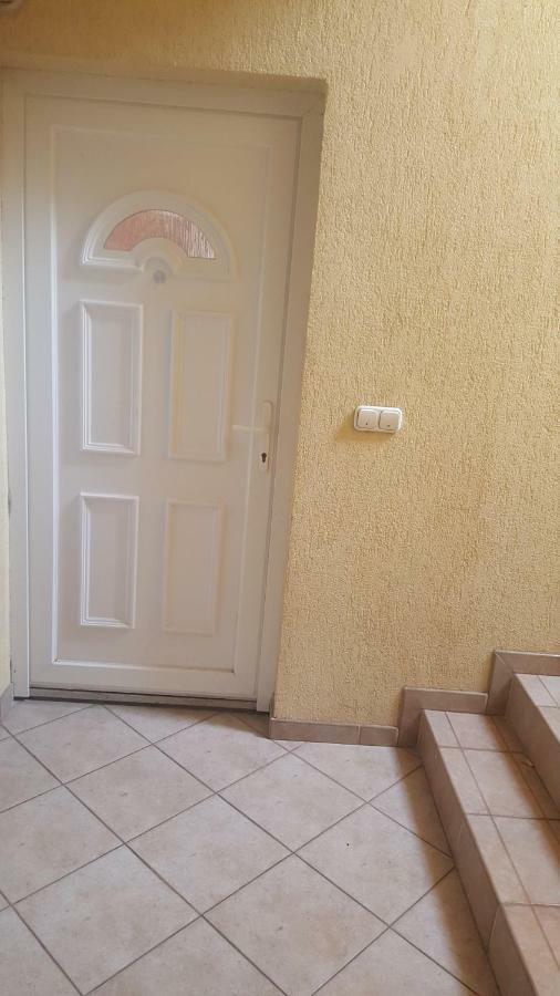 Kristaly Apartman Szeged Bagian luar foto